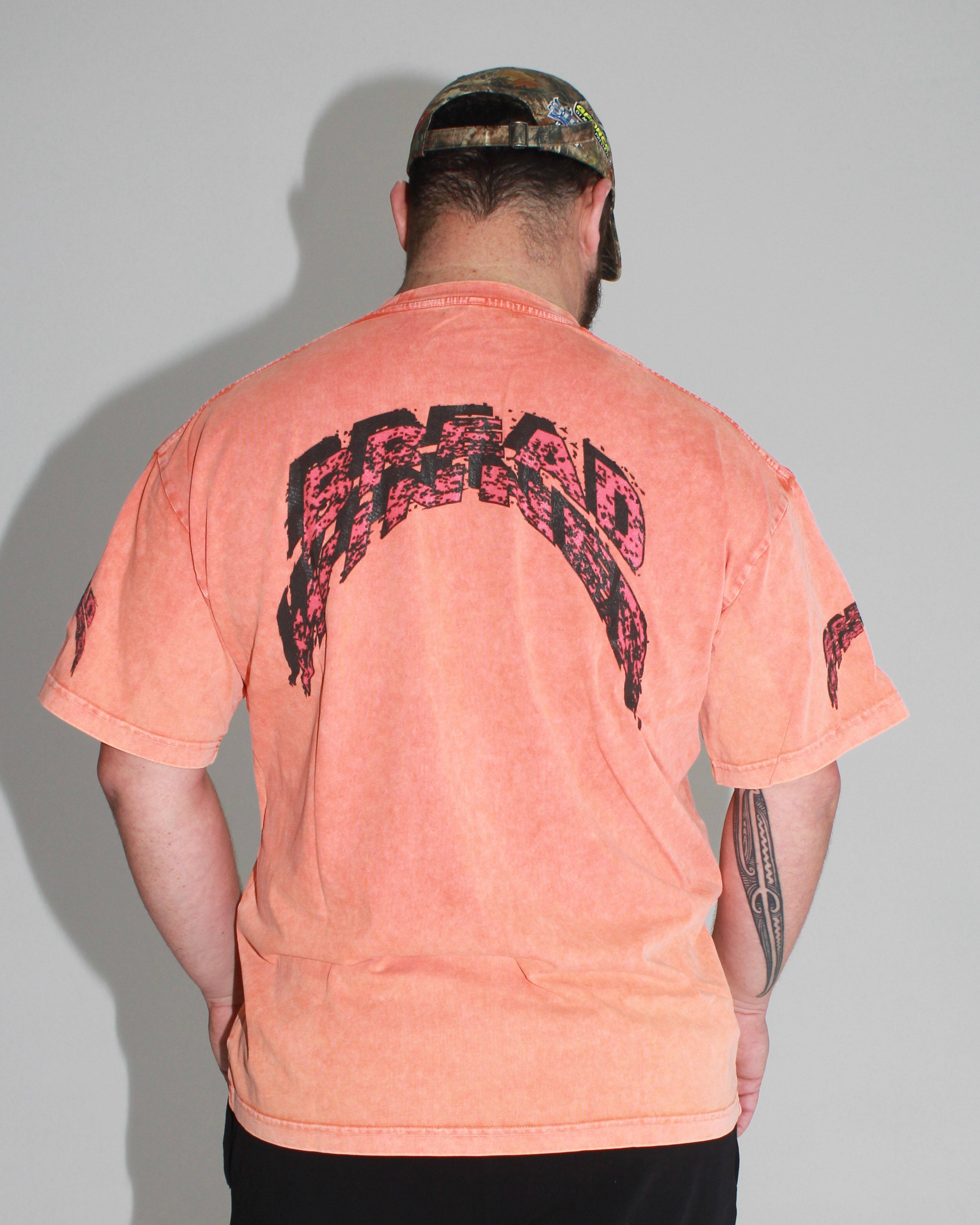 BREAD WINNER TEE RED